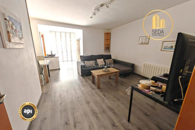 Casa dos viviendas independientes en una sola casa en la gripia – les arenes en Terrassa