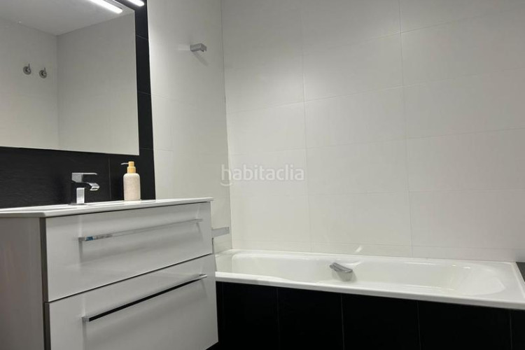 Piso pis ampli amb i pàrquing a la grípia en Les Arenes - La Grípia - Can Montllor Terrassa