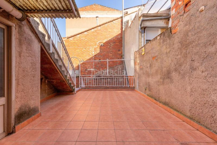 Casa adosada zona Can Palet. casa adosada de 4habs. en Terrassa