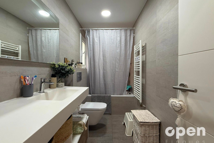 Marinel.lo Bosch, Cementiri Vell