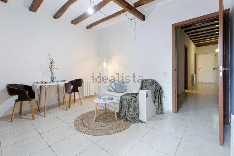 Chalet adosado en calle de Topete