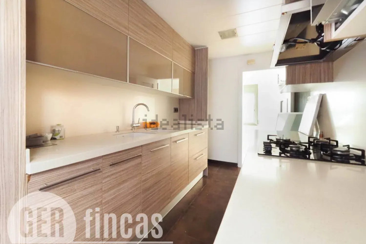 Piso en avenida de Joaquim de Sagrera