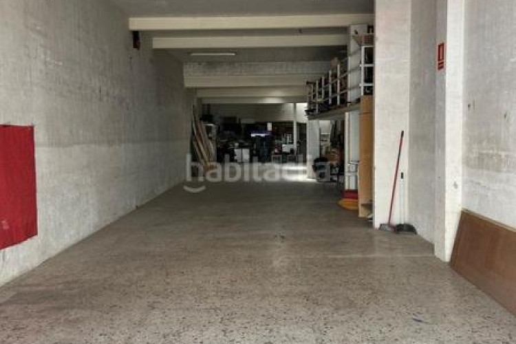 Casa adosada casa en las arenas con piscina en Les Arenes - La Grípia - Can Montllor Terrassa