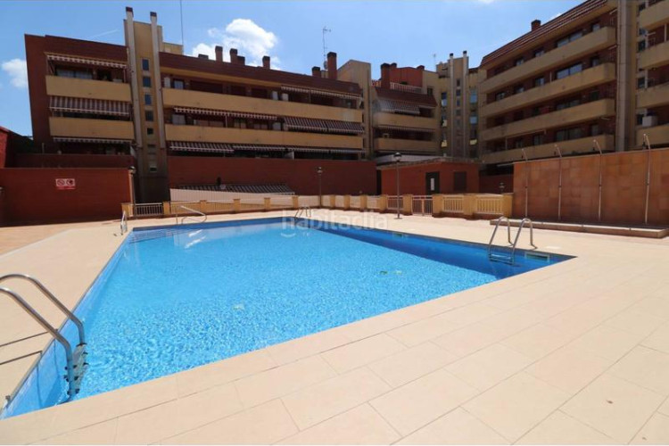 Piso Cementiri Vell, unico en la zona en Cementiri Vell Terrassa