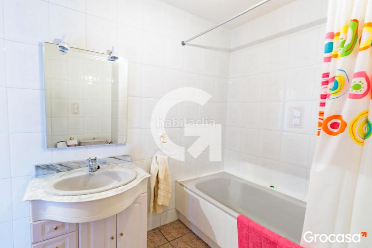 Piso oportunidad única dos pisos independientes en el centro en Terrassa