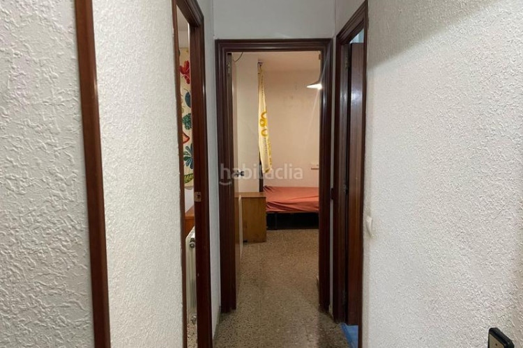 Piso pis 3 habitacions en Cementiri Vell Terrassa