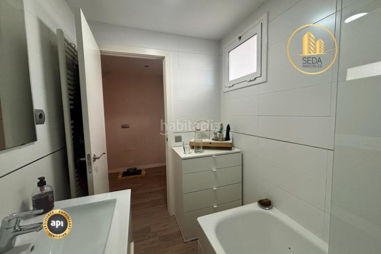 Planta baja tu nuevo hogar acogedor en zona tranquila en Terrassa