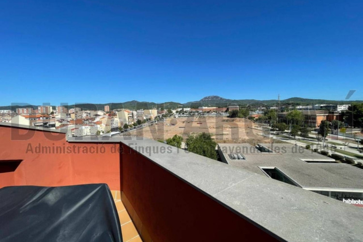 Francesc Maciu00E0, Sant Pere Nord
