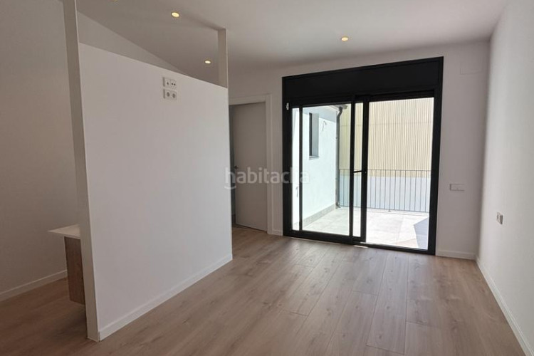 Casa en carrer de las navas de tolosa 87 exclusiva casa a estrenar con piscina privada en Terrassa