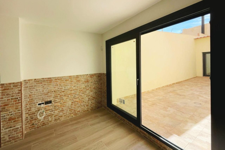 Carrer de l'Infant Martu00ED, Ca n'Aurell