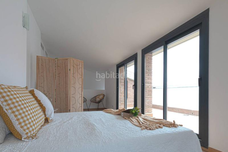 Dúplex en catalunya 74 dúplex de obra nueva e estrenar en sant pere en Terrassa