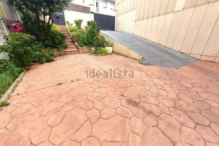 Chalet adosado en Barrio Les Arenes