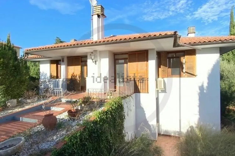 Casa independiente en paseo de Matadepera