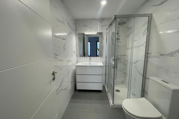 Planta baja  en venta en sant pere, 4 dormitorios. en Terrassa