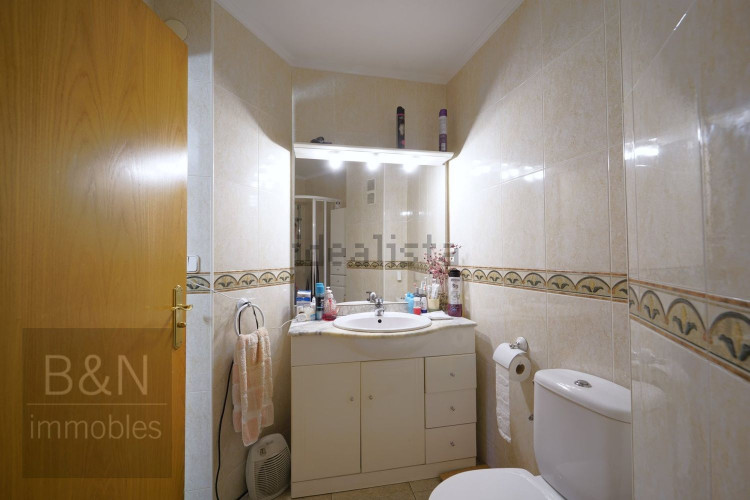 Amplia vivienda de ensueño en una ubicación privilegiada con 4 dormitorios y patio interior