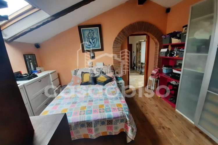 Casa adosada chalet independiente en Les Martines en Terrassa