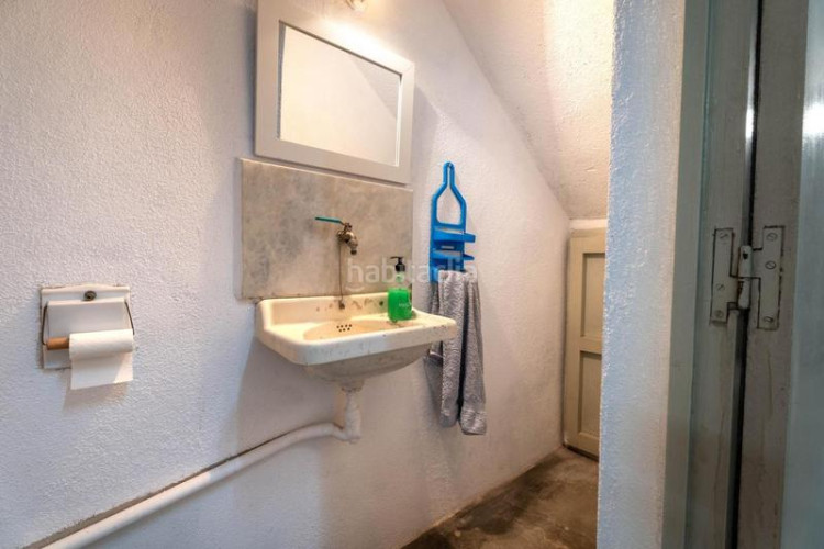 Casa  143 m2 amb pati 40 m2 sud i garatge per 2 cotxes en Terrassa