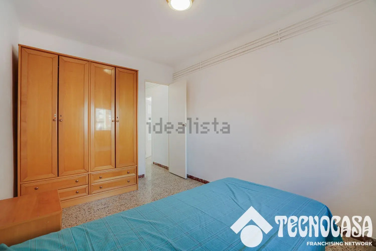 Piso en calle de Francisco de Vitòria