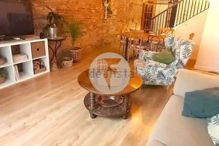 Chalet adosado en calle de Sant Llorenç