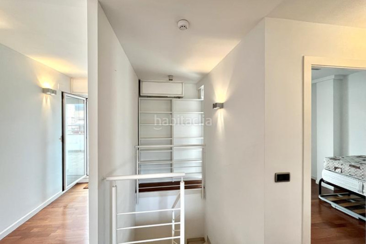 Dúplex exclusivo ático-dúplex con 2 terrazas privadas y luz natural en Sant Pere Nord en Terrassa