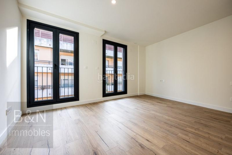 Dúplex experimenta el lujo de vivir en el corazón en una residencia pasiva! disfruta de todas las comodidades que puedas imag en Terrassa