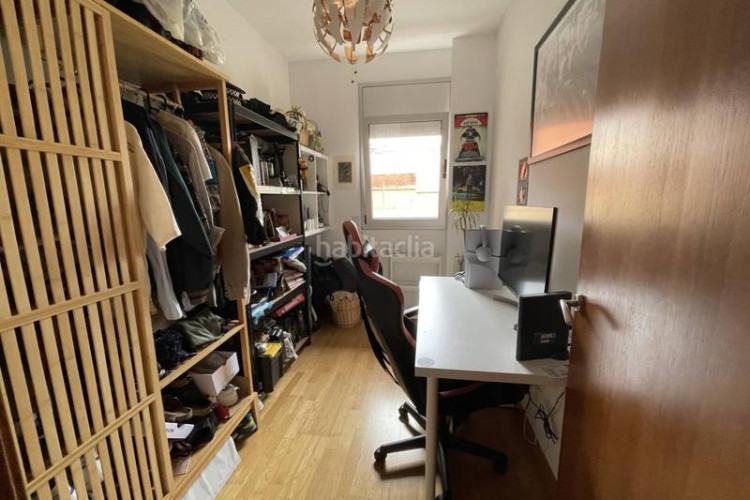 Piso  en can aurell de ambar de 84 m2 y 3 habitaciones en Terrassa