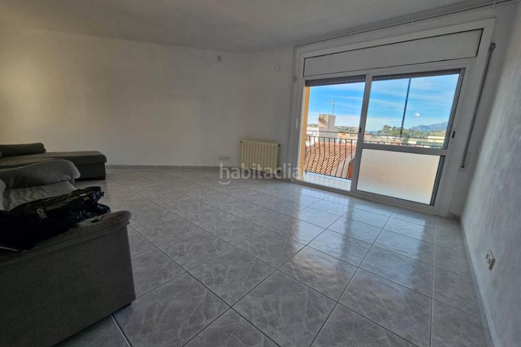 Piso amplio piso muy soleado en La Maurina Terrassa