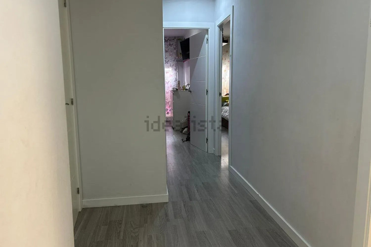 Piso en Barrio Les Arenes