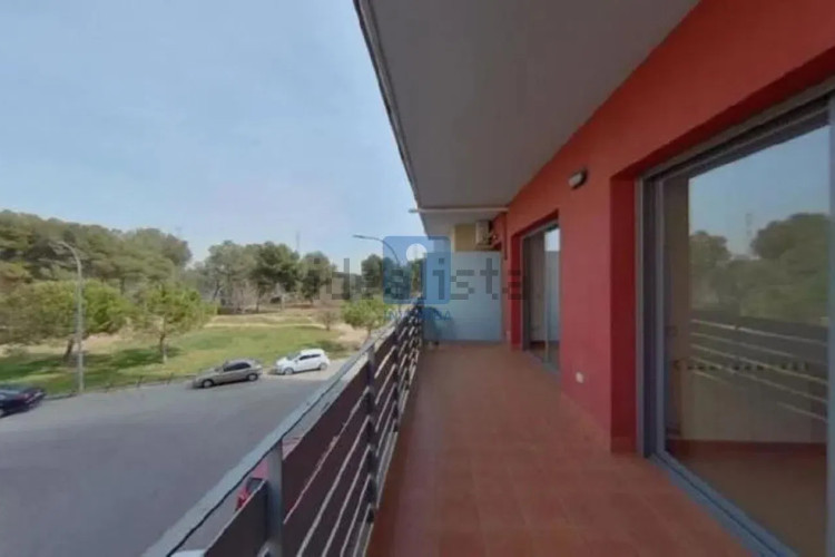 Piso en calle del Montsià