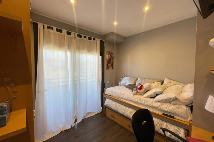 De Francesc Maciu00E0, Sant Pere Nord