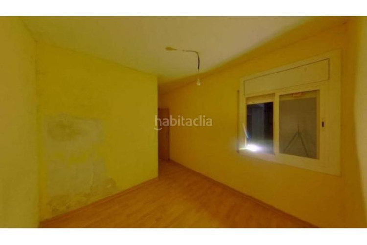 Piso  en venta en escola industrialplaça de catalunya en Terrassa