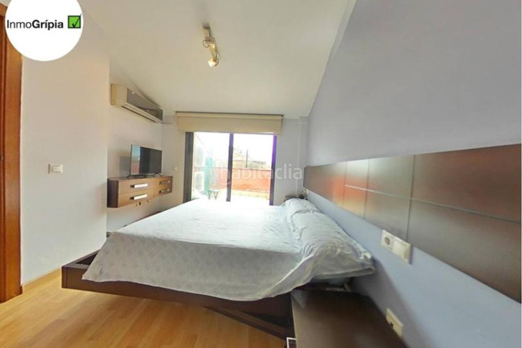 Dúplex piso en venta en les arenescan montllorla grípia08227 en Terrassa