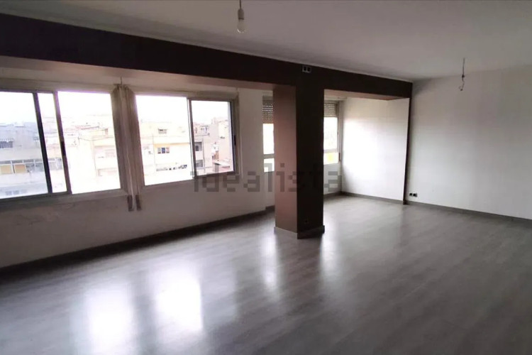 Piso en avenida de Barcelona