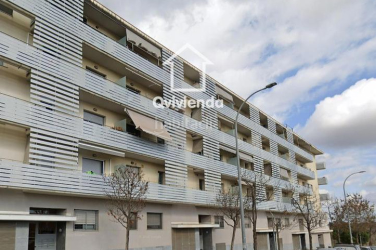 Piso  de 3 hab ocupado en paseo vintidos de julio, en Terrassa