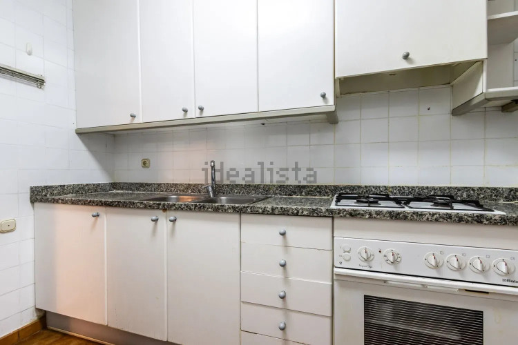 Piso en avenida de Can Boada del Pi