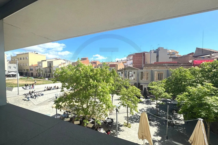 Piso en plaza del Vapor Ventalló