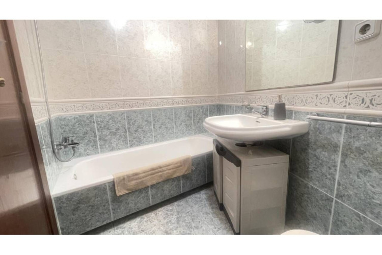 Mestre Serrat, Sant Pere