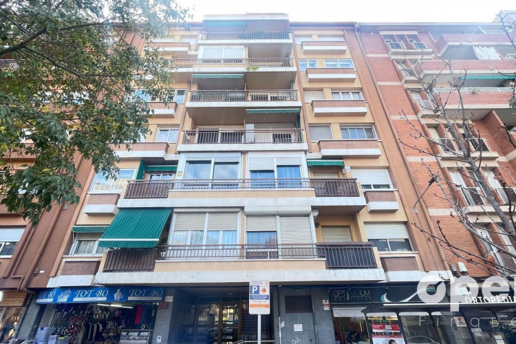 Francesc Maciu00E0, Sant Pere Nord