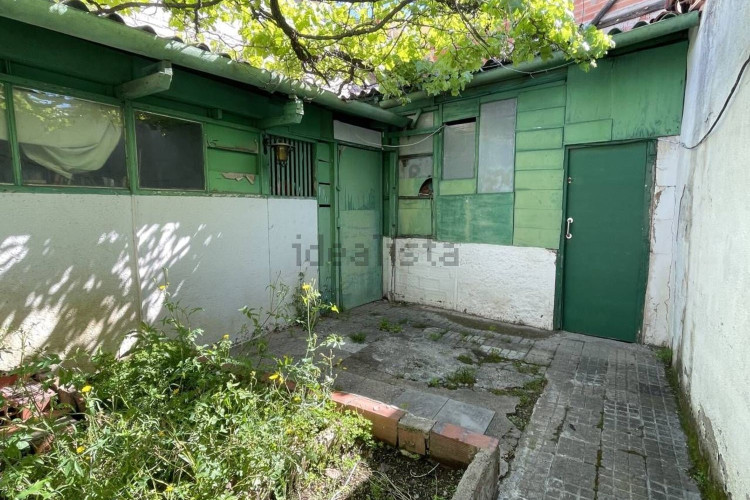 Chalet en calle de la Pineda