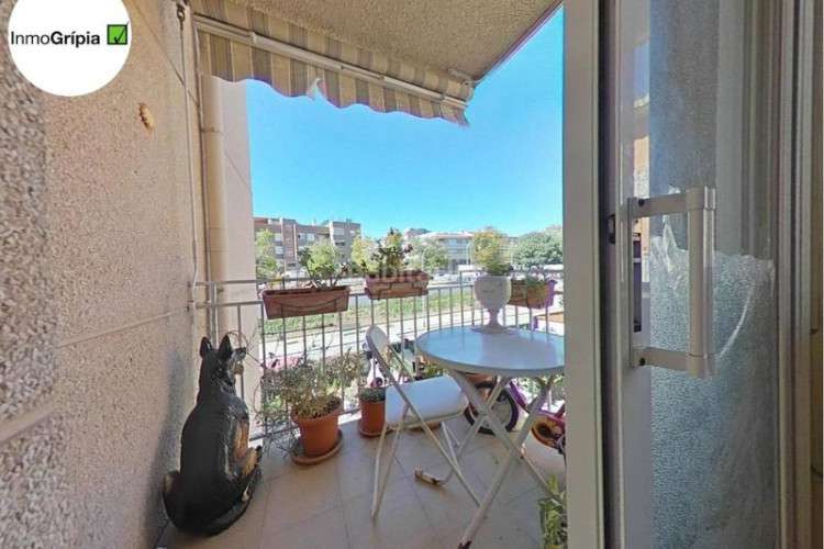 Piso  en venta en les arenescan montllorla grípia08227 en Terrassa