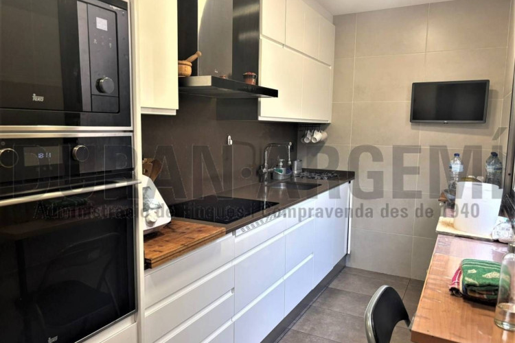 Emperadriu Eugu00E8nia, Zona Esportiva