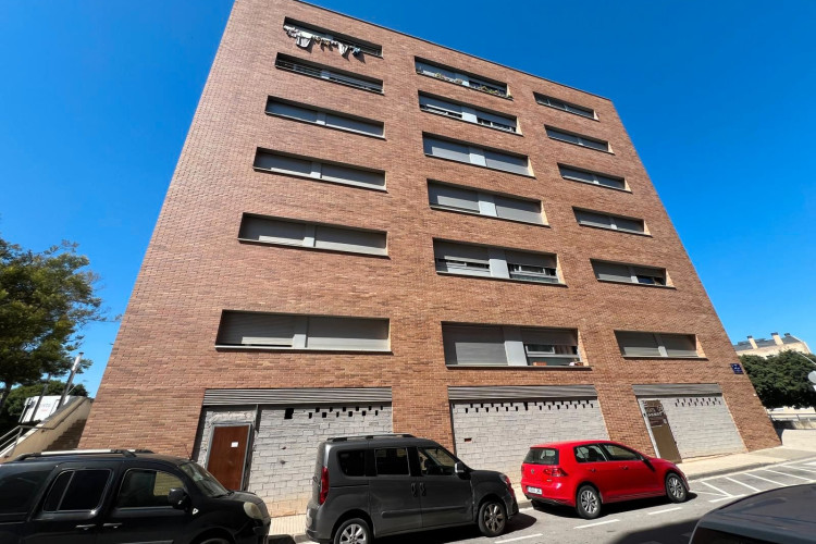 Carrer u010FAtenes, 24, Roc Blanc