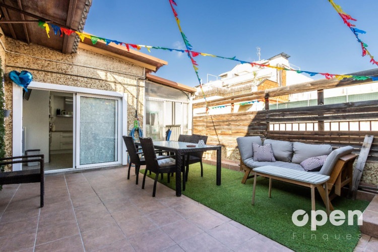 Marinel.lo Bosch, Cementiri Vell