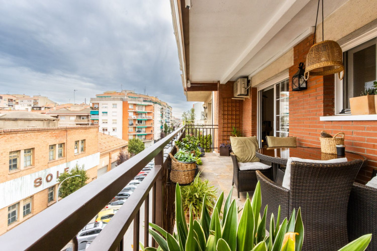Terrassa - CL DR. PEARSON,DEL, Vallparadu00EDs - Antic Poble de Sant Pere