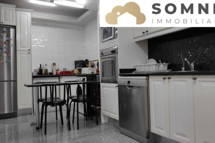 Les Arenes - La Gru00EDpia  Can Montllor