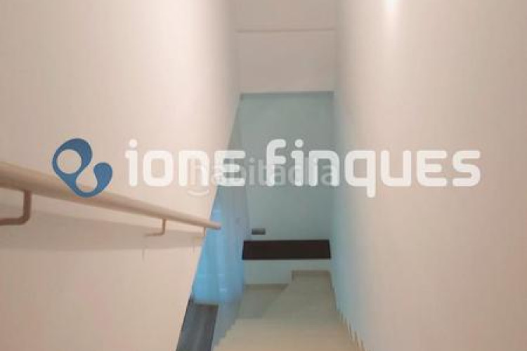 Piso ione finques ofrece en Egara Terrassa