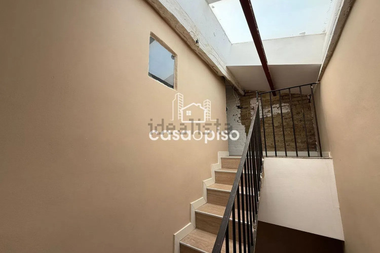 Chalet adosado en calle del Comte Borrell