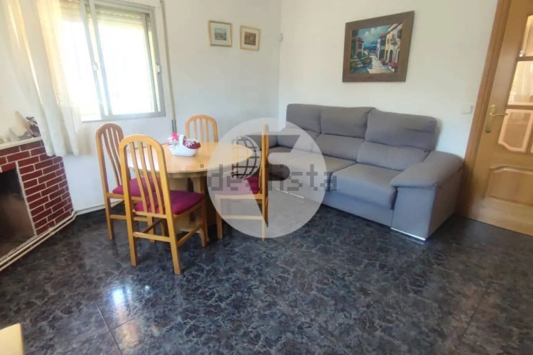 Casa independiente en calle del Camerun