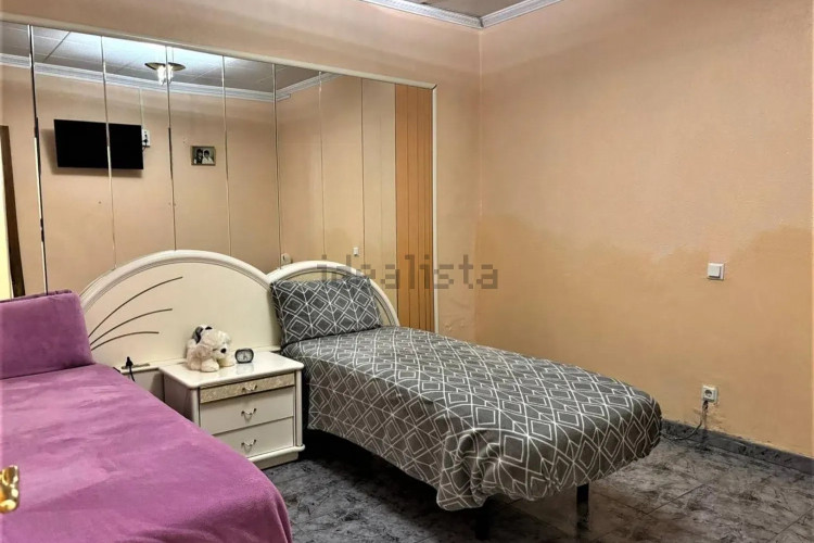 Chalet en calle d'Àngel Guimerà