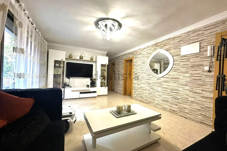 Piso en Barrio Ca n'Anglada